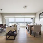 Beautiful Apartment By The Sea, Cleaning Included