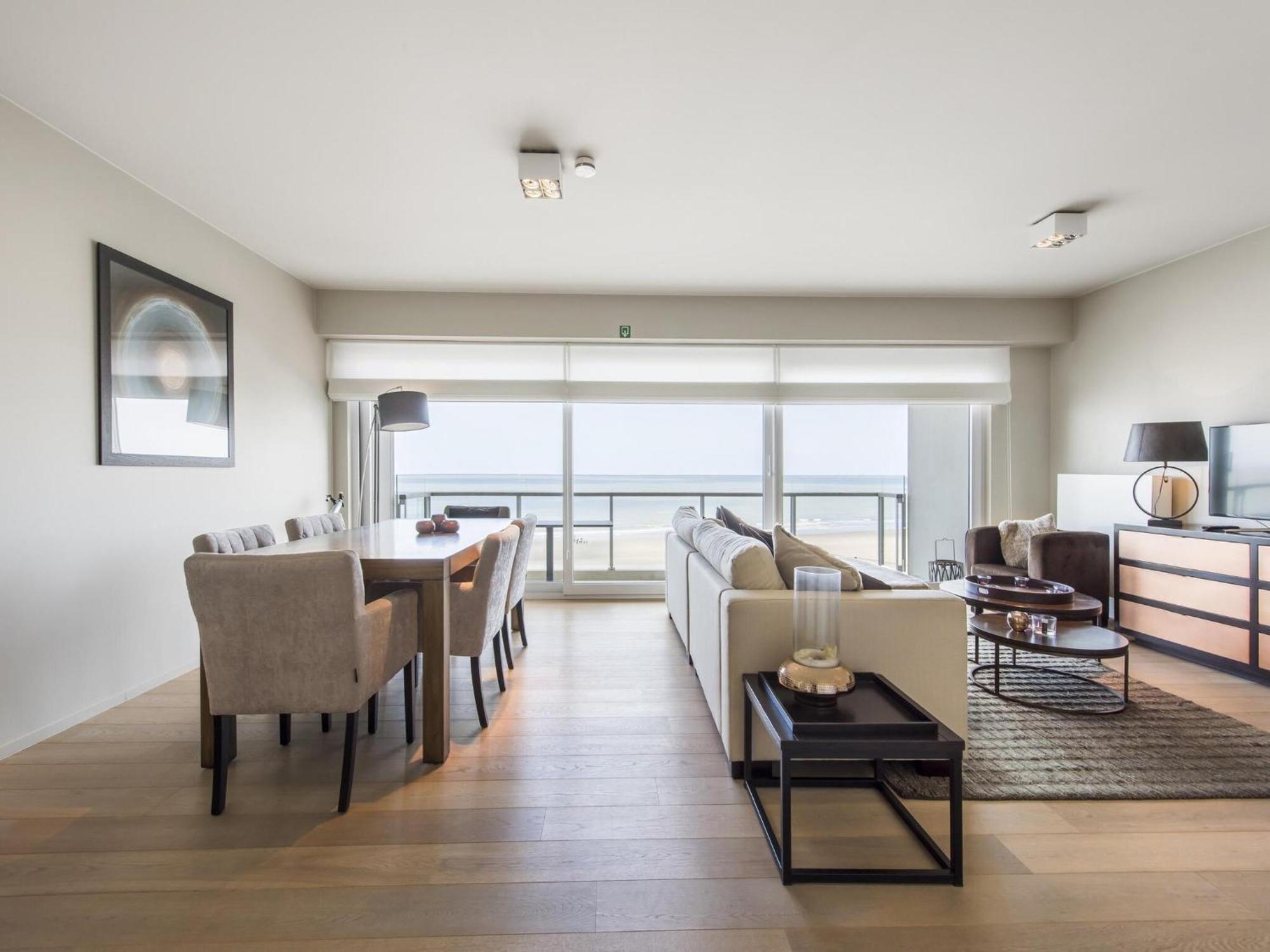 Beautiful By The Sea, Cleaning Included Appartement